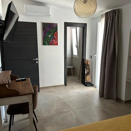 Bed & Breakfast La Casa Di Pippo Flora 3*