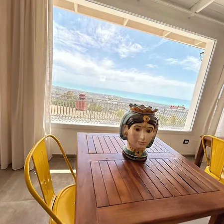 La Casa Di Pippo Flora Bed & Breakfast 3*