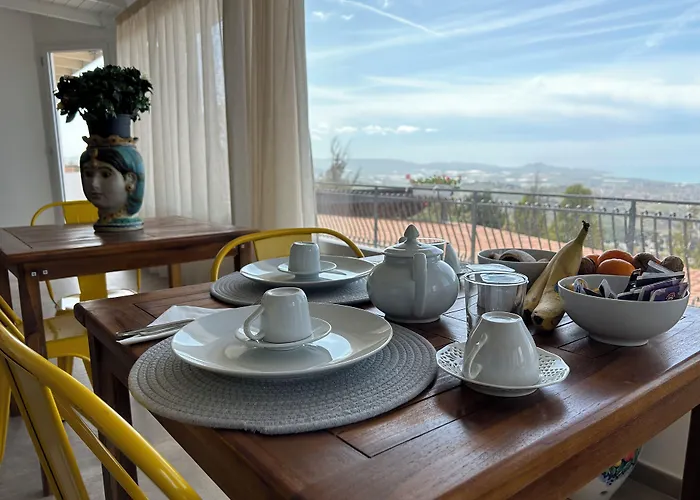 Nocleg ze śniadaniem La Casa Di Pippo Flora 4*