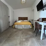 La Casa Di Pippo Flora 4*