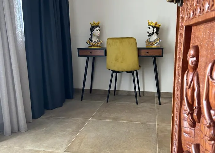 La Casa Di Pippo Flora Couette-café Agrigente